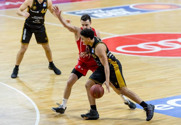 年轻球员迅 年轻球员迅