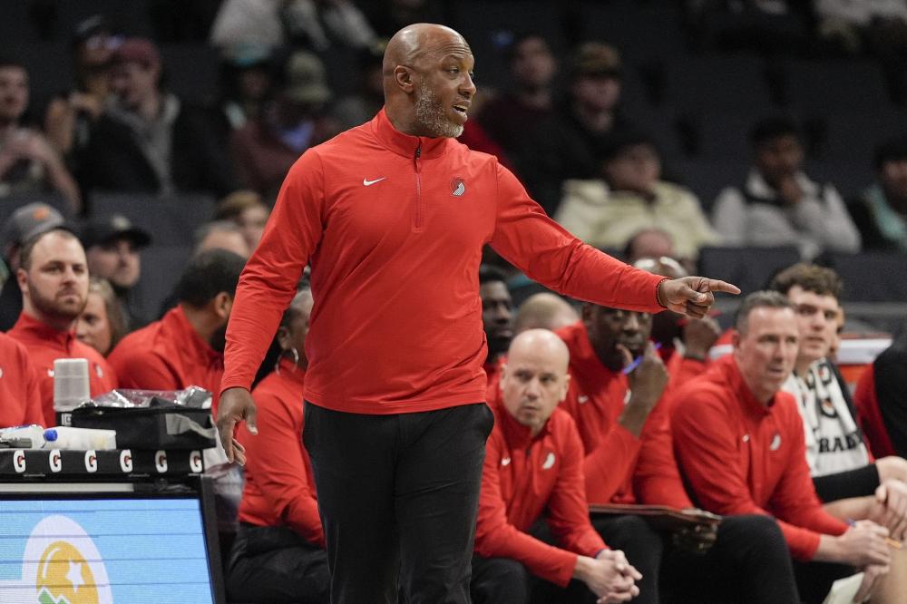 多个方面进 多个方面进