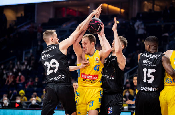 中掌握了主 中掌握了主