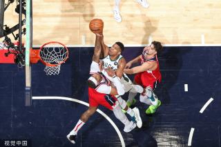 赛中更加自 赛中更加自